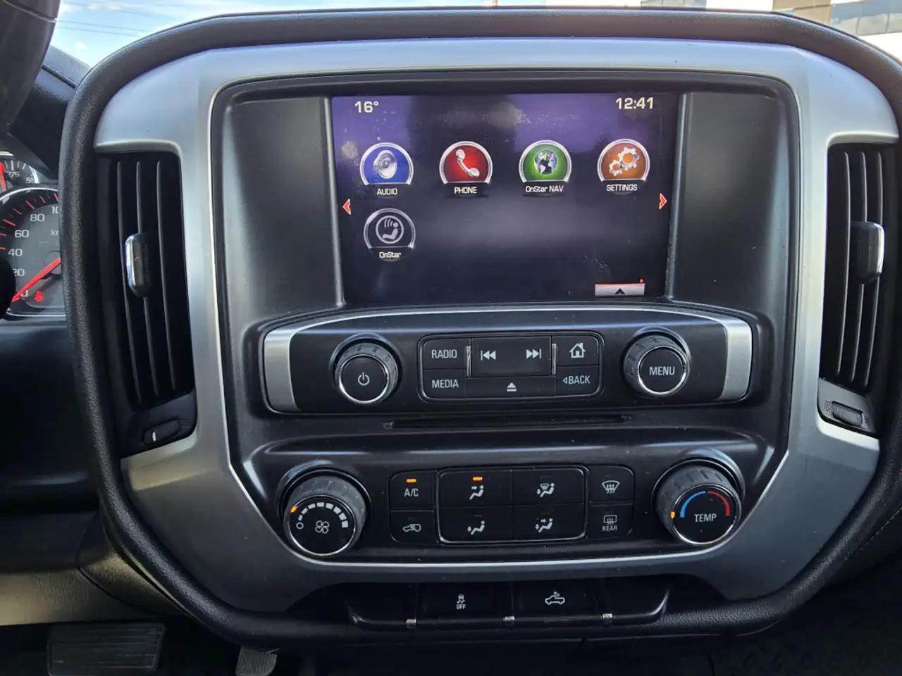 GMC Sierra 1500 photo GMC Sierra 1500