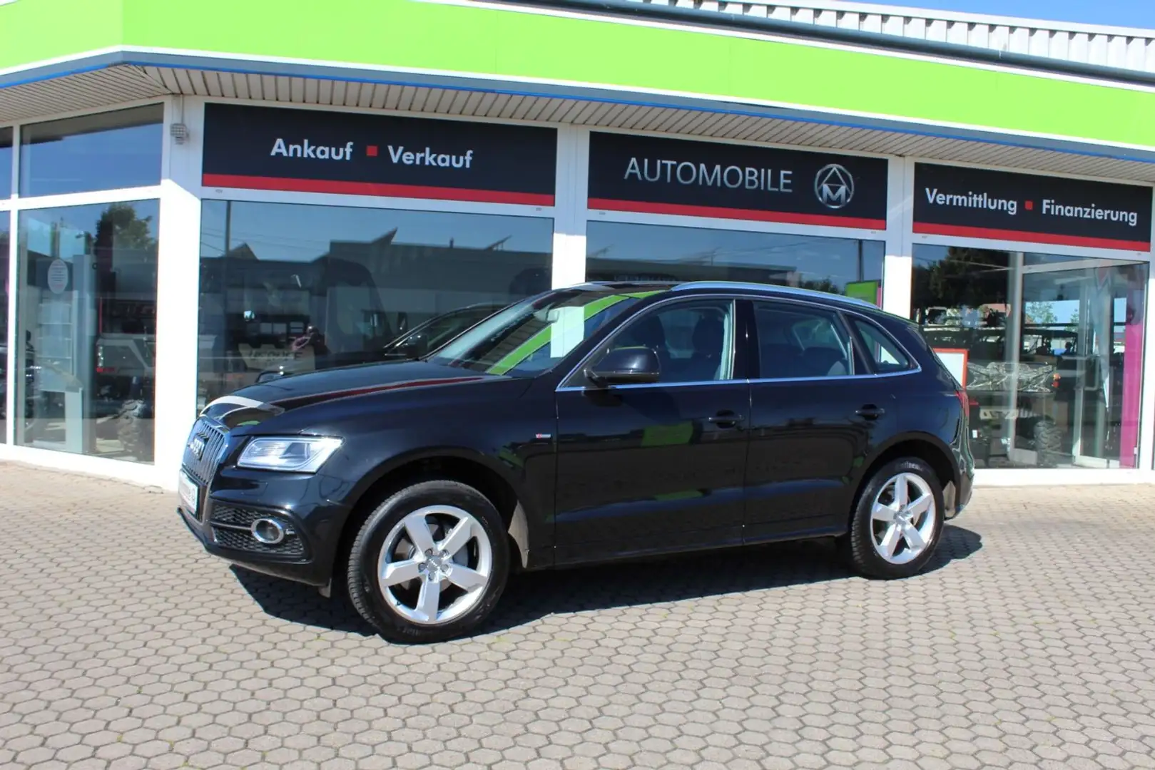 Audi Q5 quattro,Xsenon,ALLRAD,TÜV,Service NEU. Schwarz - 1