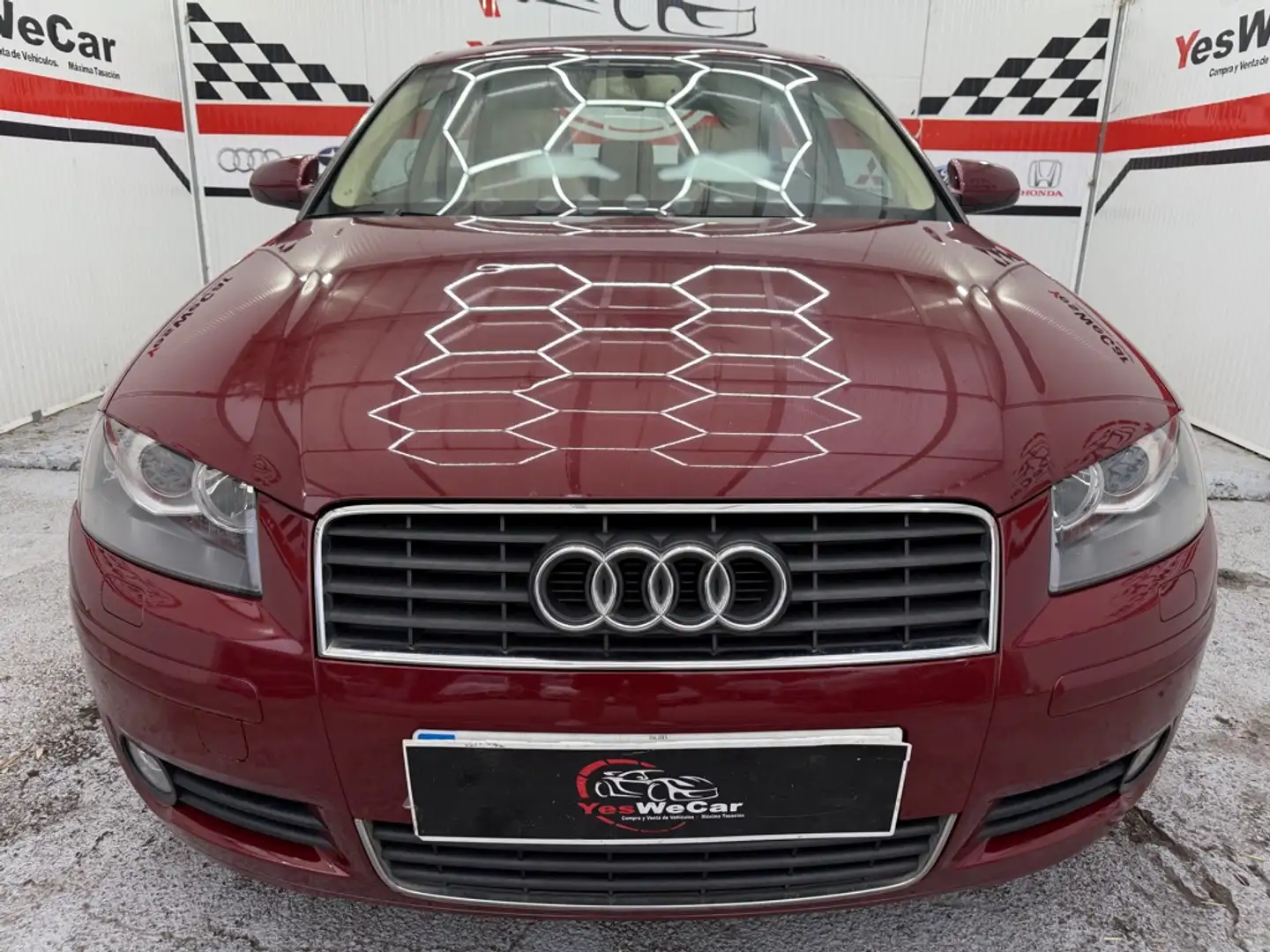 Audi A3 Sportback 2.0TDI Ambition S-Tronic Burdeos - 2
