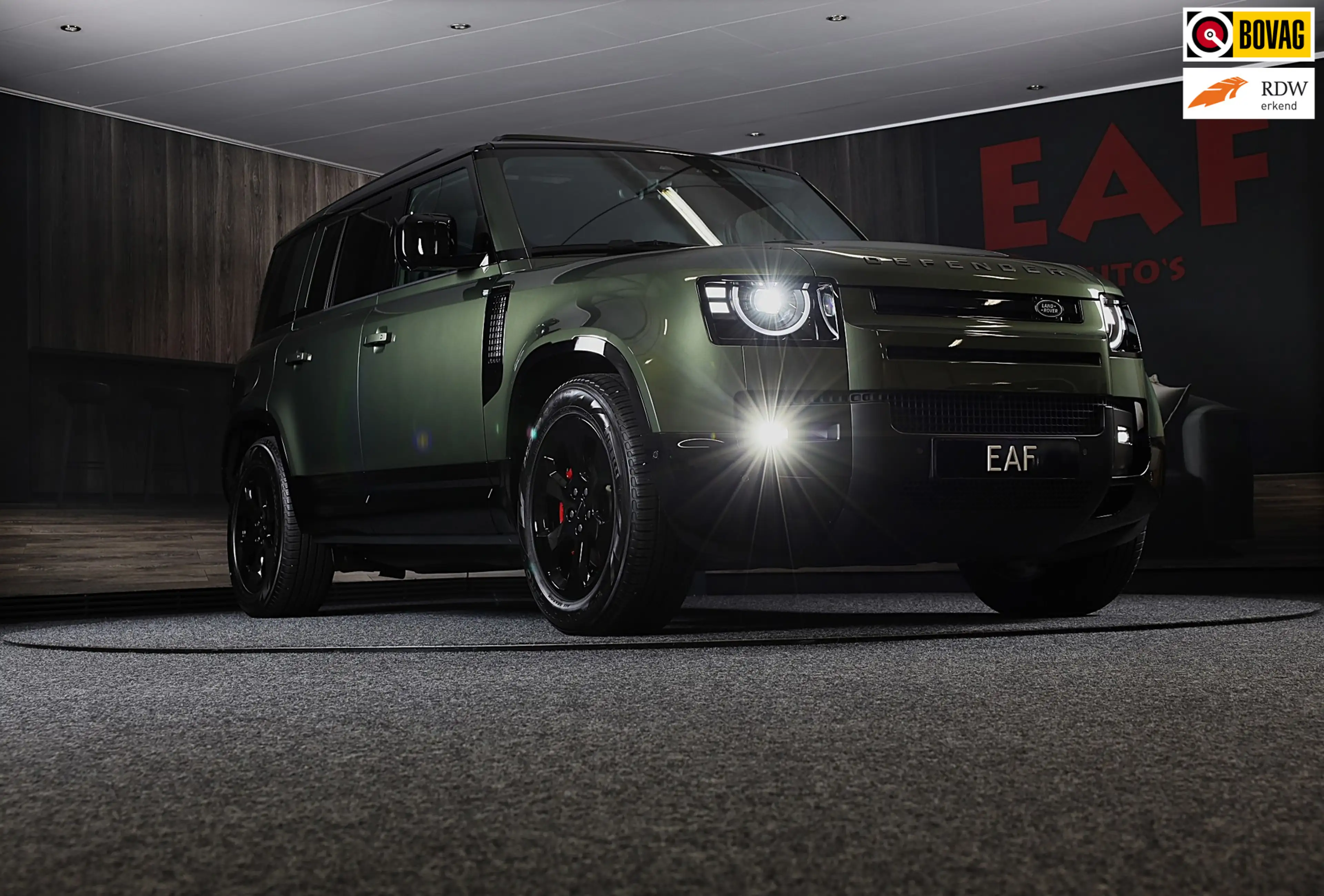 Land Rover Defender 110 2.0 P300e 110 X-Dynamic SE FACELIFT / Memory /