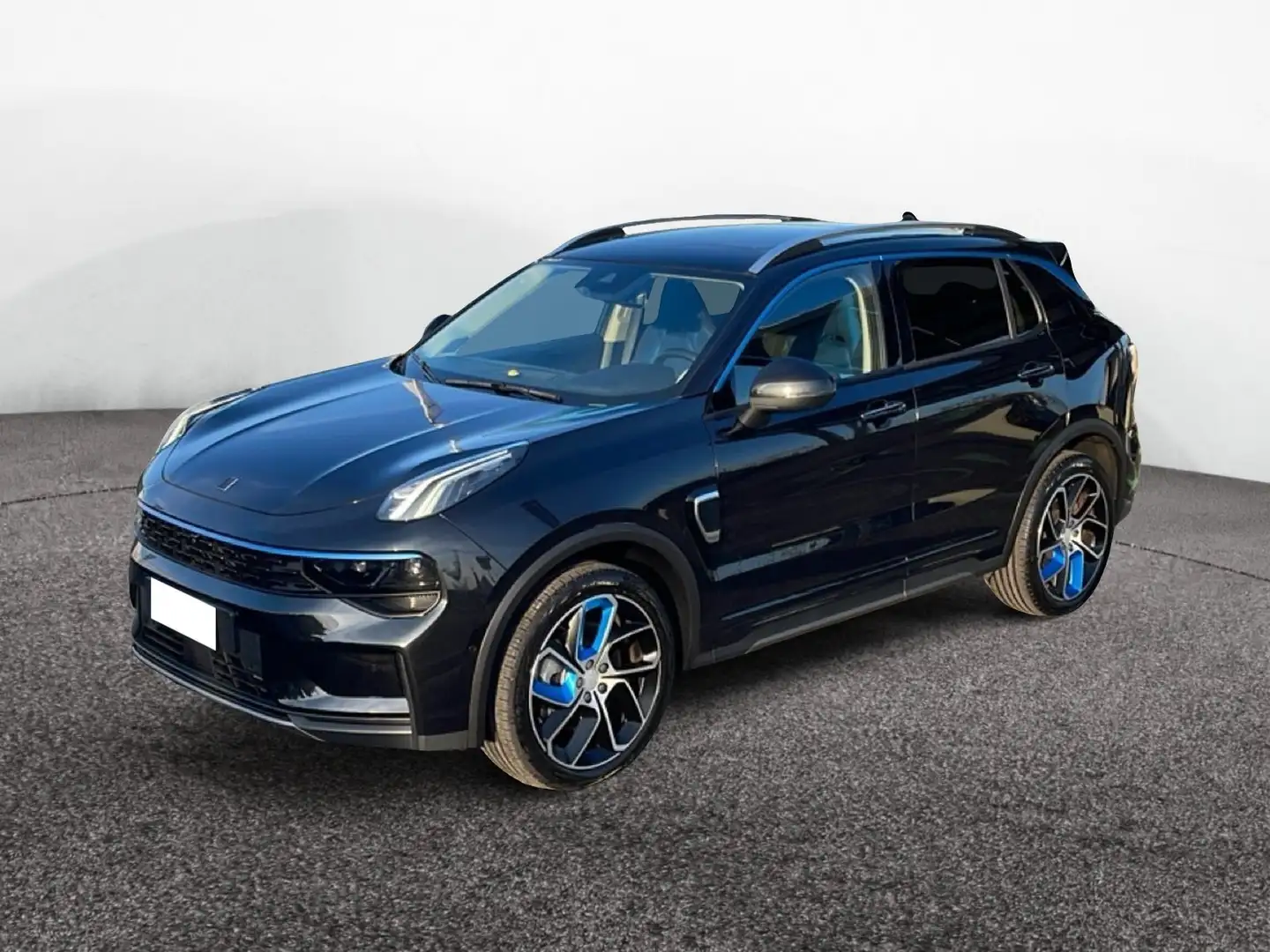 Lynk & Co 01 01 PHEV Schwarz - 1