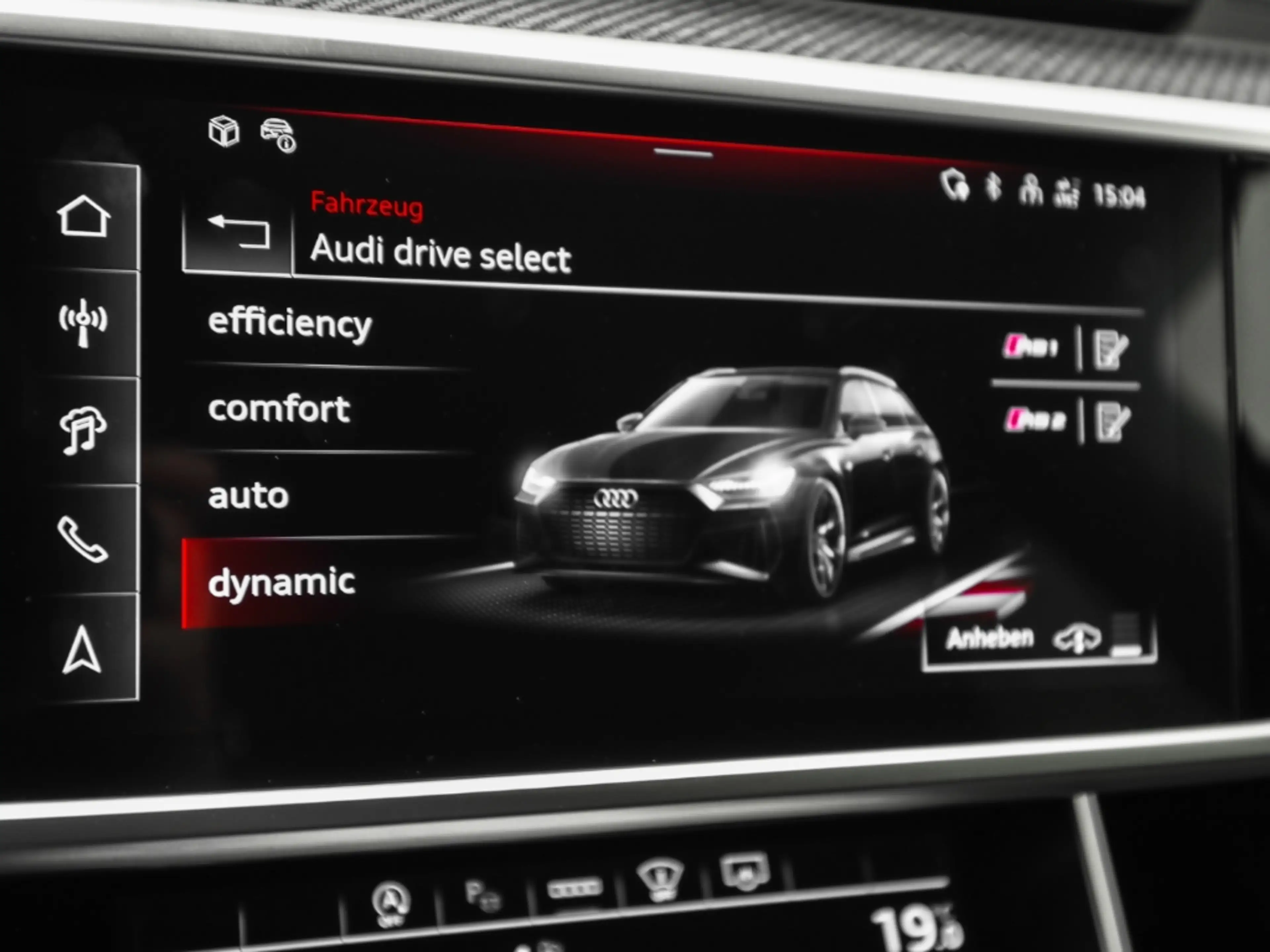 Audi RS6 Avant performance AHK Pano Keramik B&O Laser — photo 14