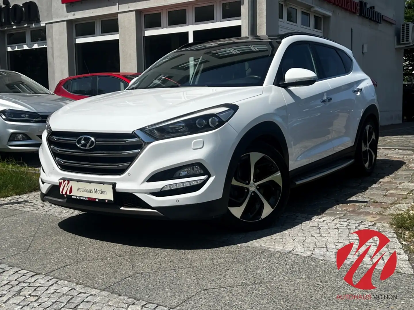 Hyundai TUCSON 25 Jahre 4WD 2.0 CRDi LED PANO KAMERA NAVI Bílá - 2
