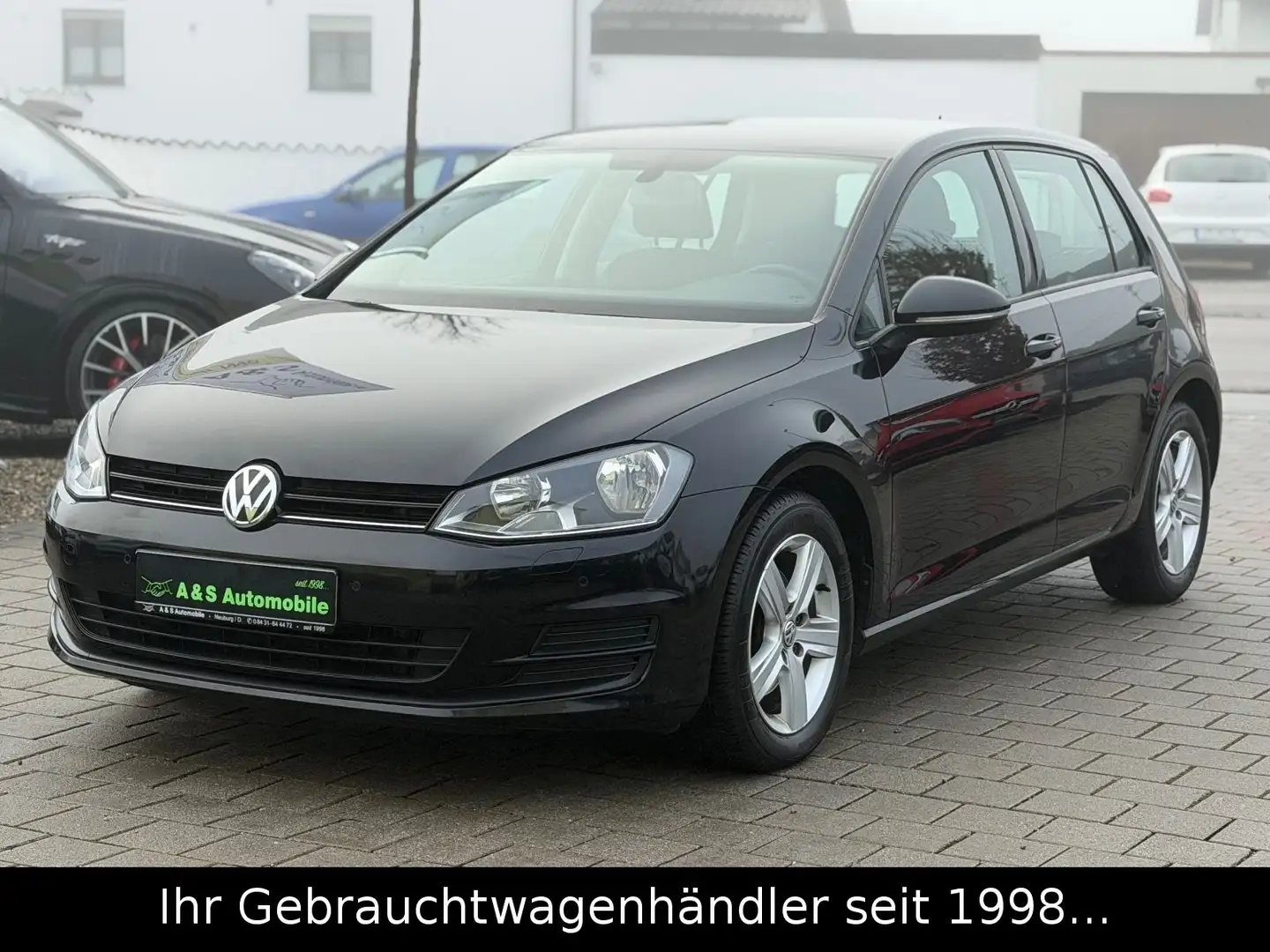 Volkswagen Golf VII 2.0 TDI Lim. Comfortline *NAVI/PDC/SHZ* Černá - 2