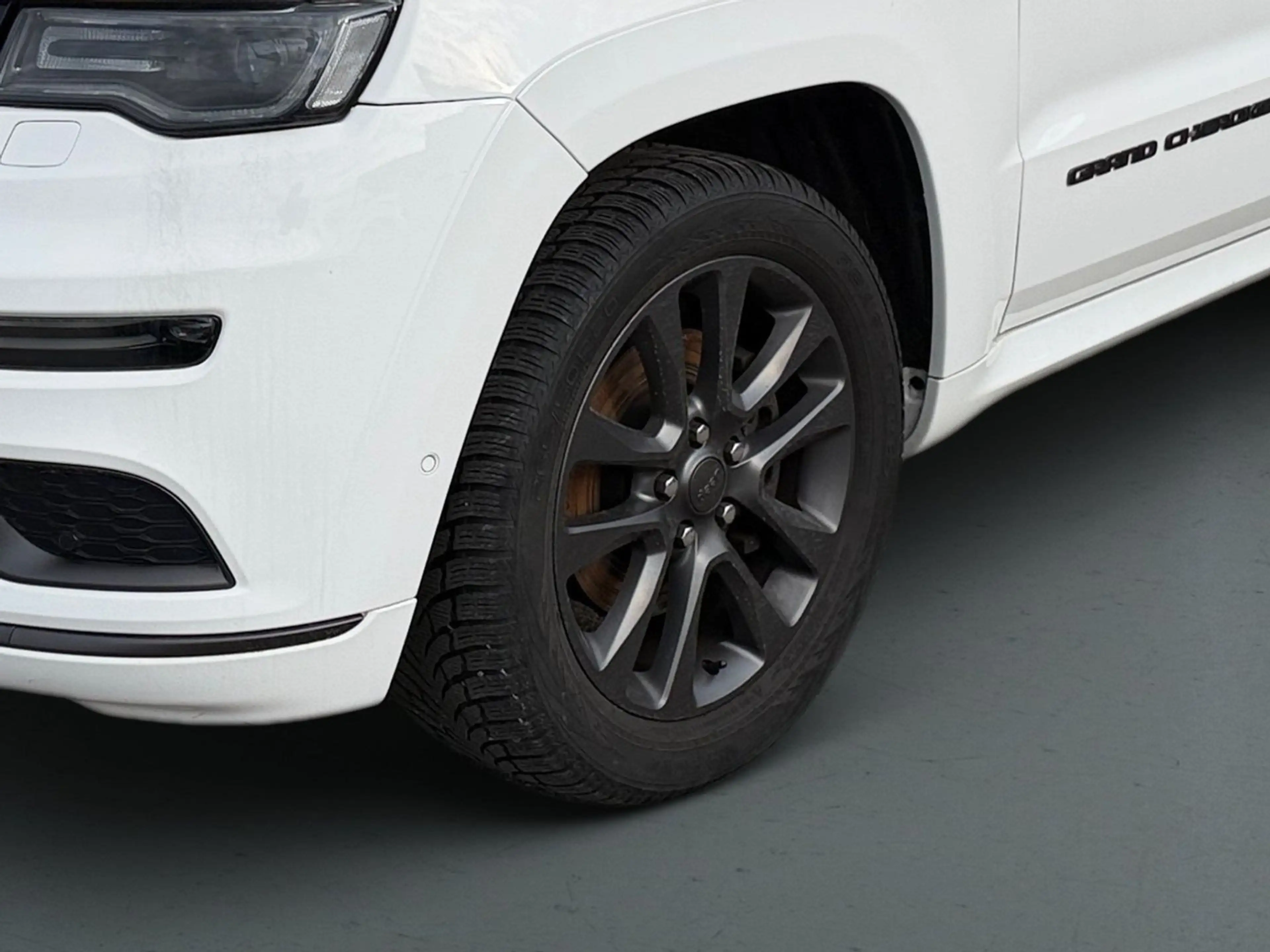 Jeep Grand Cherokee 3.0 CRD Overland — photo 6