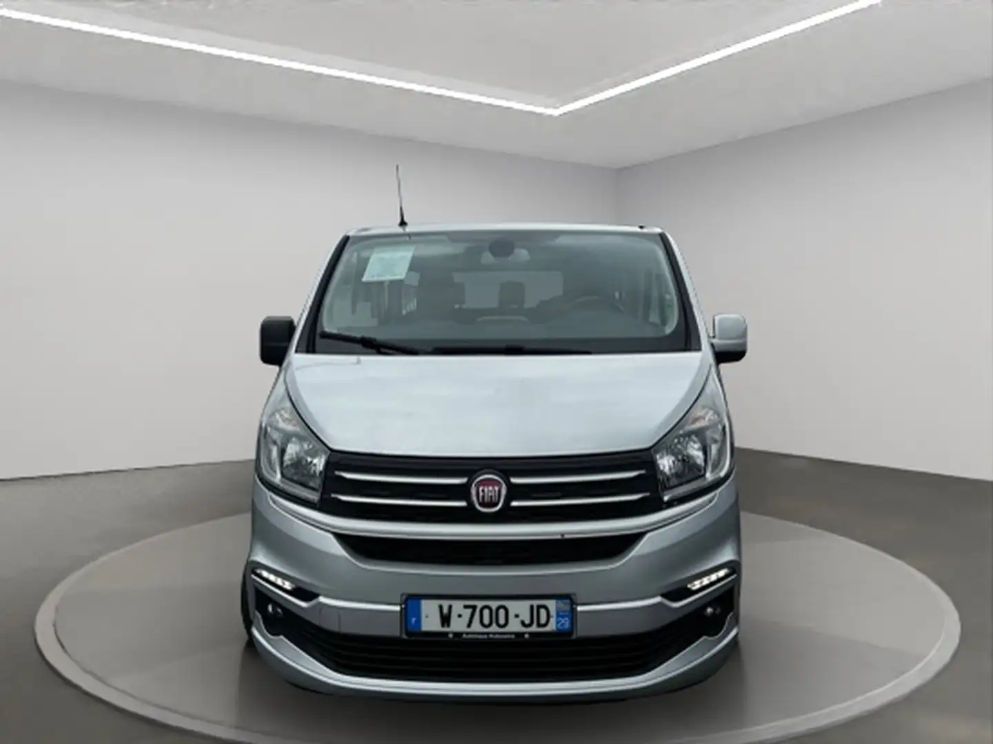 Fiat Talento 1.6 ECOJET BITURBO 125 ch 9 PLACES Garantie jusqu  Gris - 2