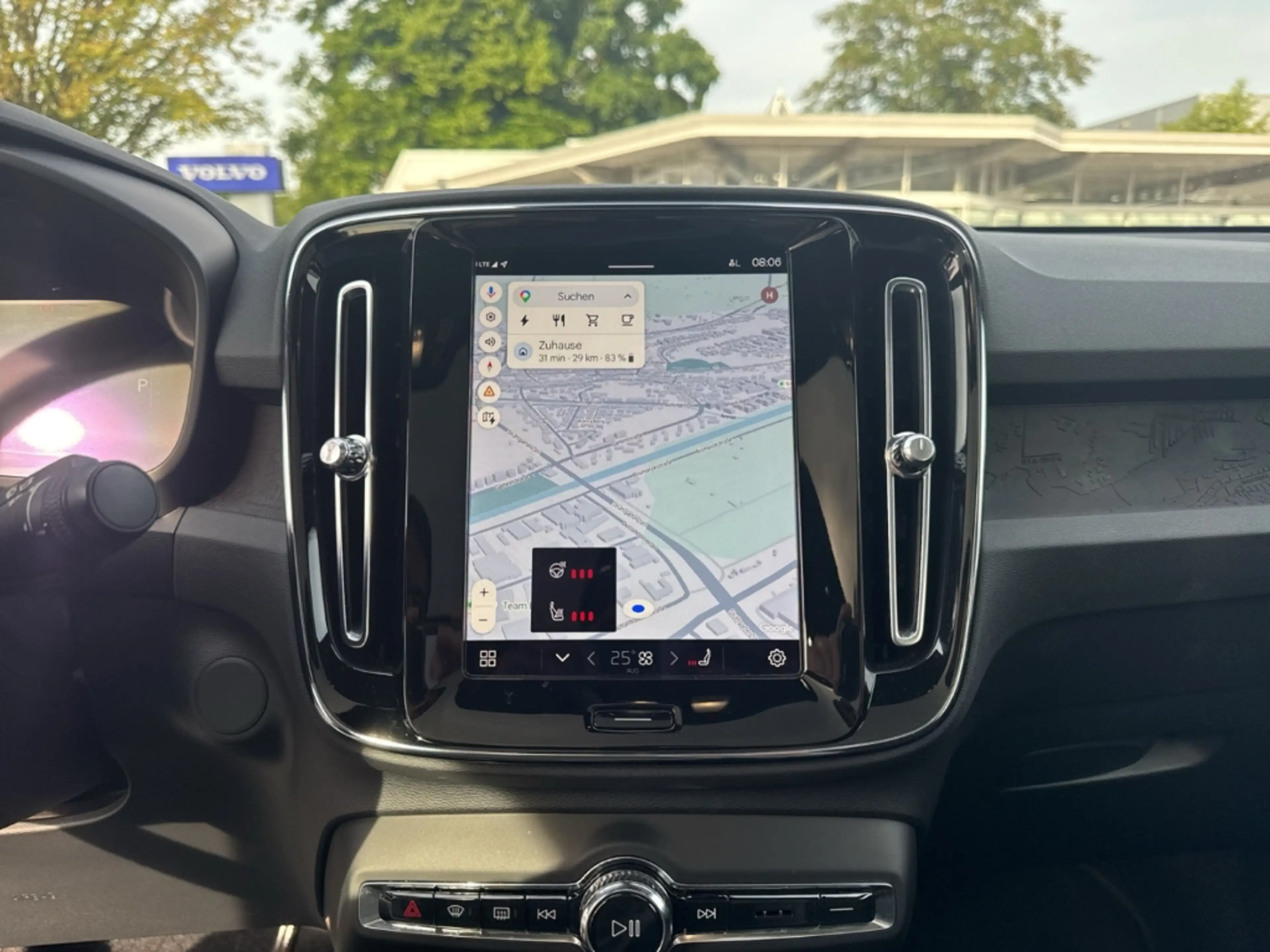 Volvo C40 Ultimate Recharge Pure Electric AWD StandHZG AHK P — photo 13
