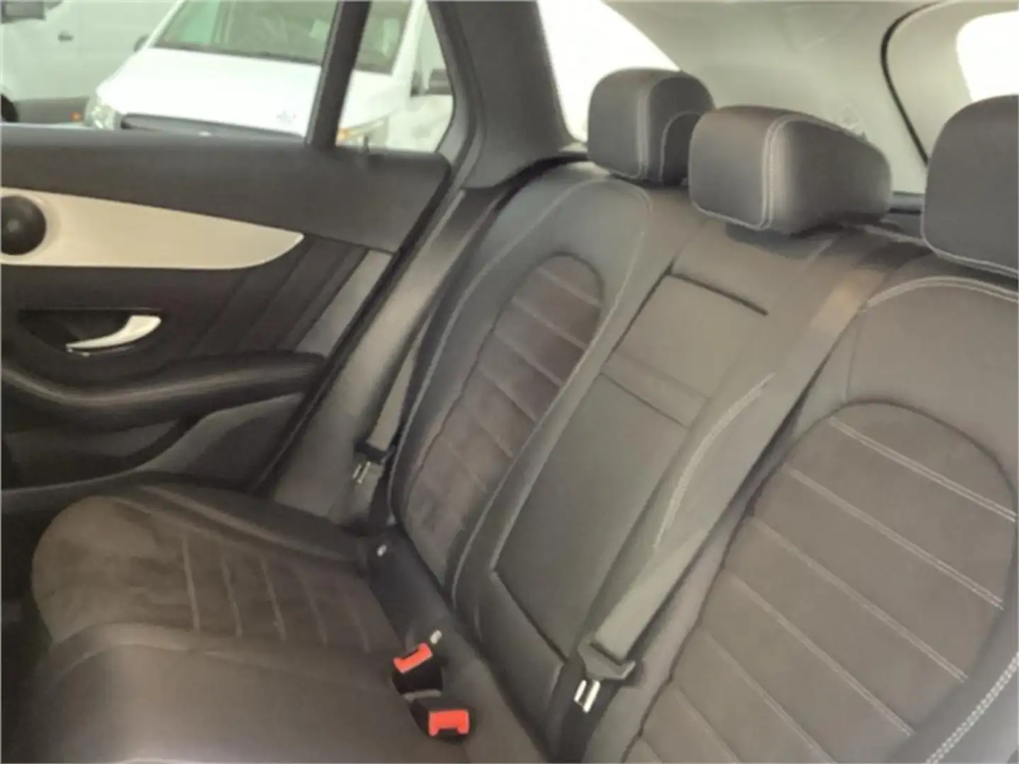 Mercedes-Benz GLC 300 de 4MATIC - 2
