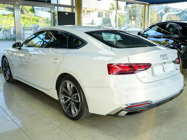 Audi A5 view 6