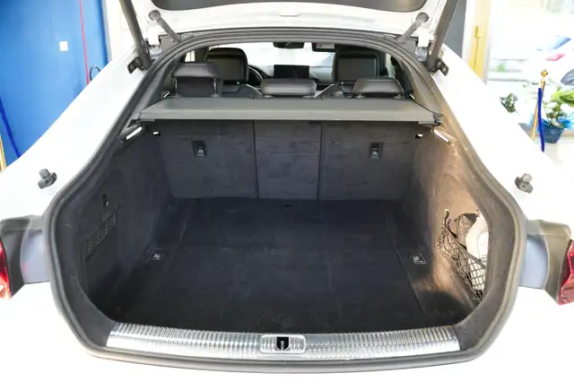 Audi A5 view 12
