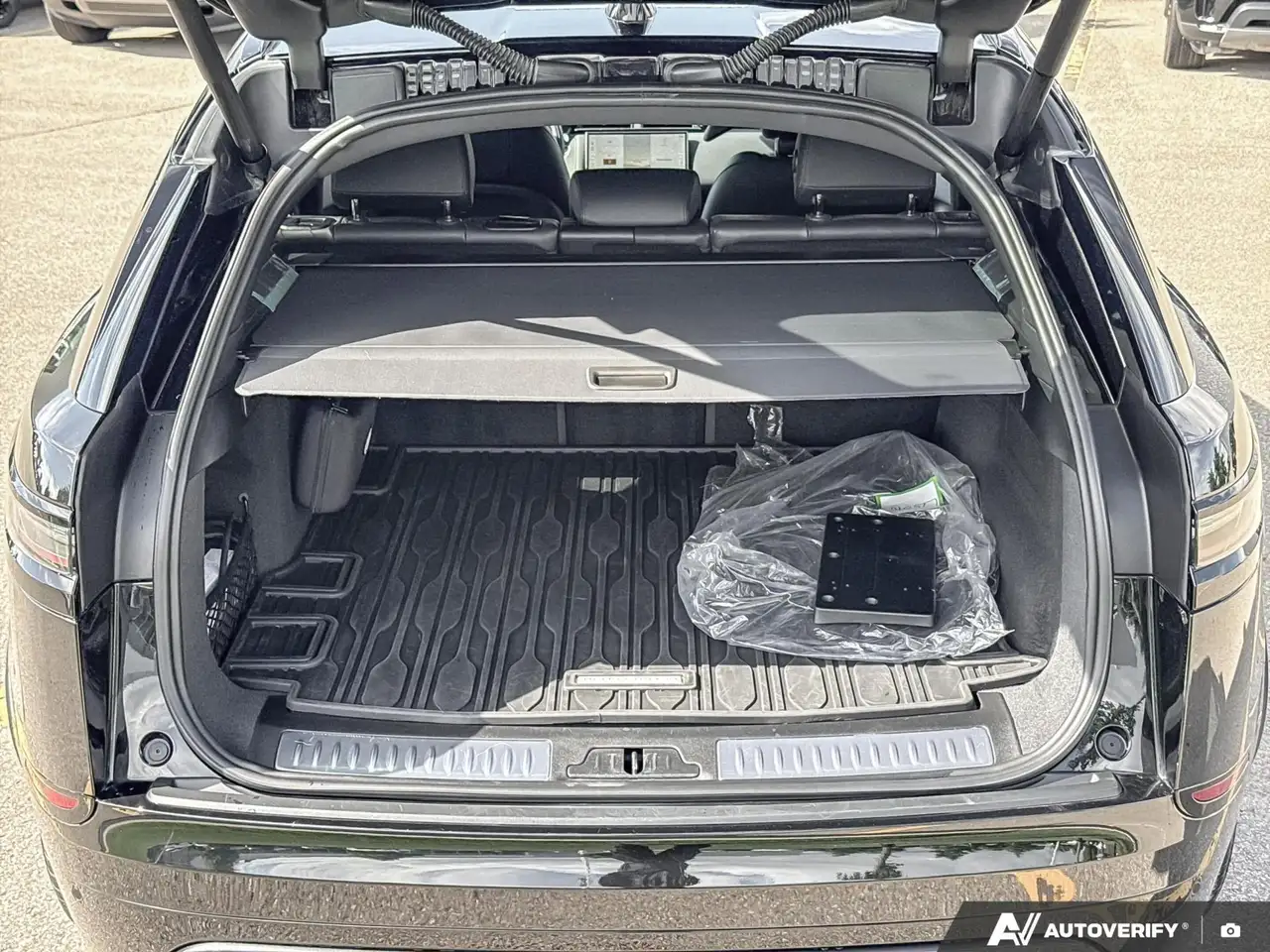 Land Rover Range Rover Velar снимка Land Rover Range Rover Velar