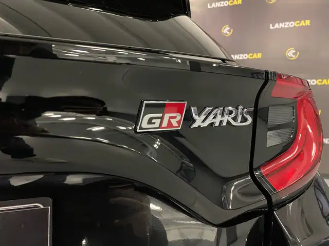 Toyota Yaris view 5