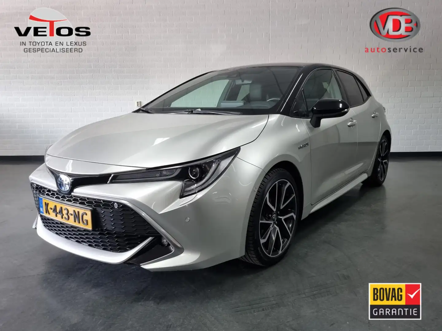 Toyota Corolla 2.0 Hybrid Executive Bi-Tone / PDC / Afn. Trekhaak Gris - 1