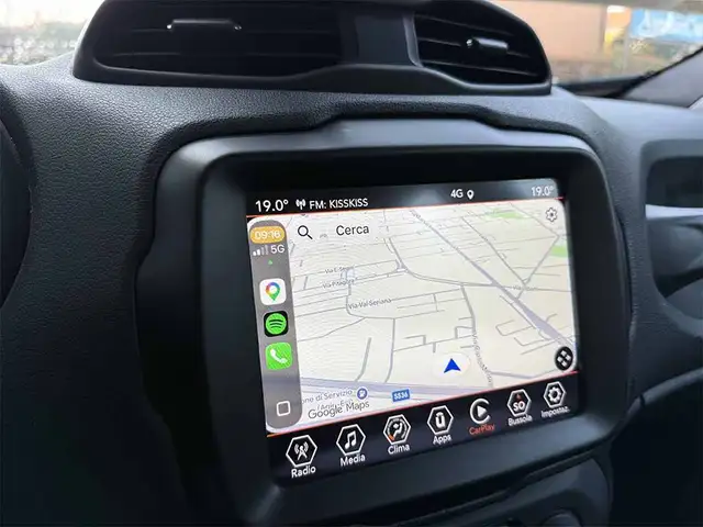 Jeep Renegade view 16