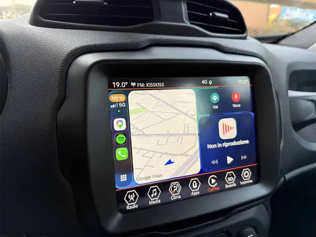 Jeep Renegade view 17
