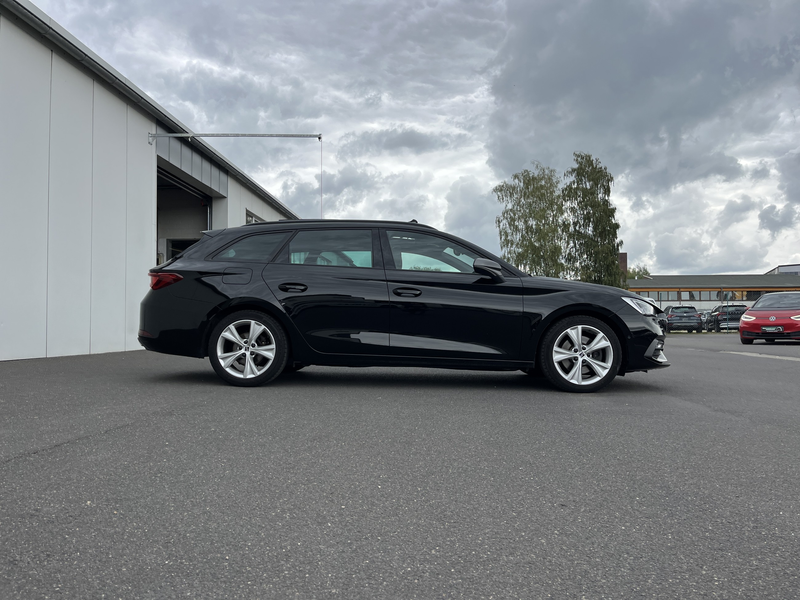 SEAT Leon SP 2.0 TDI DSG FR 125€ m.20% Anz. AHK STHZ PANO — photo 4
