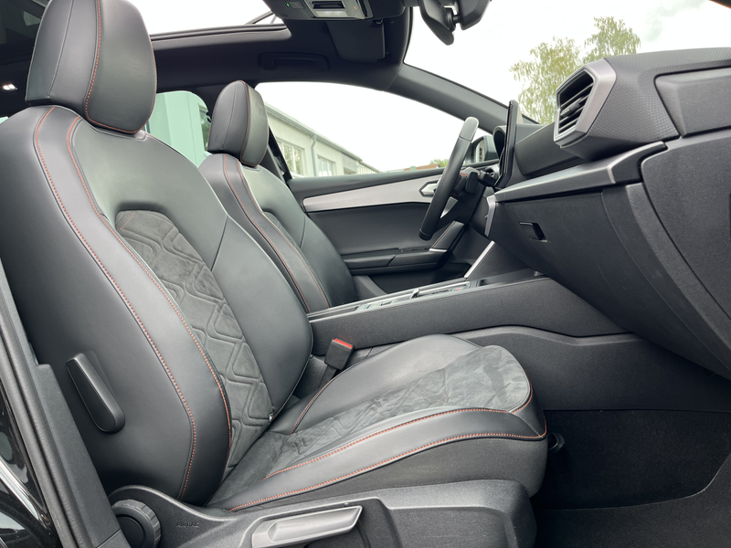 SEAT Leon SP 2.0 TDI DSG FR 125€ m.20% Anz. AHK STHZ PANO — photo 14