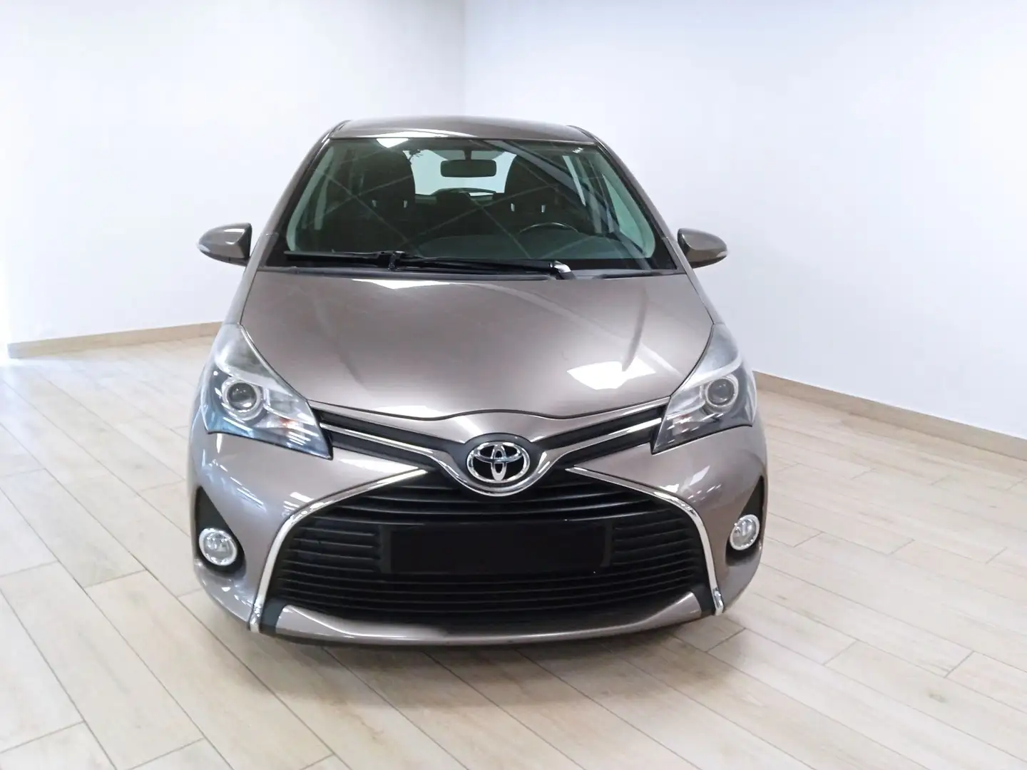 Toyota Yaris 3ª serie 1.0 5 porte Business Brons - 2