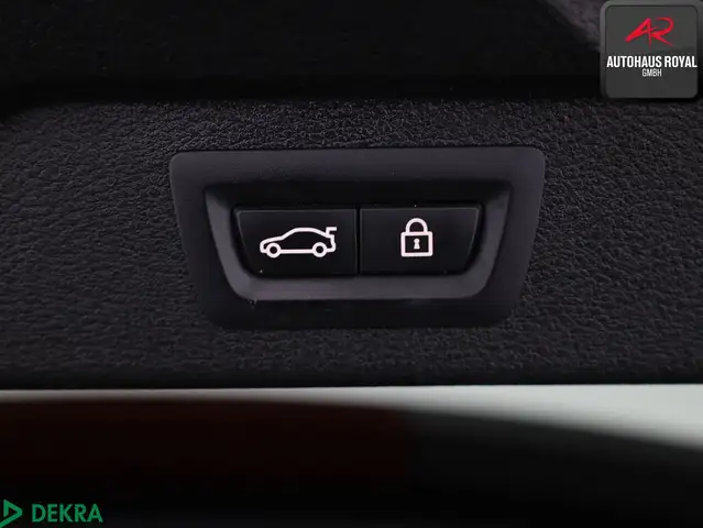 BMW X5 view 24