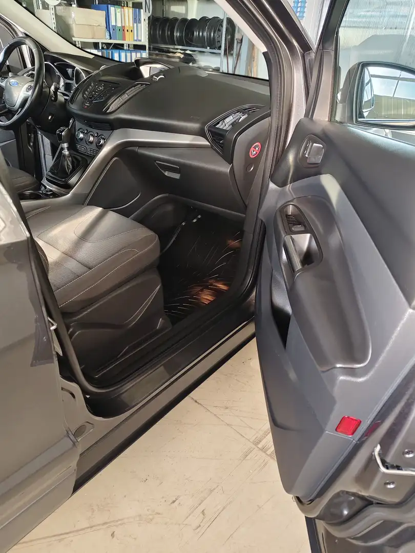 Ford Kuga 2,0 TDCi Trend - 2