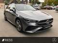 Mercedes-Benz CLA 180 SB AMG PANO DISTRO KEYLESS NAVI SITZ KOM Grau - thumbnail 3