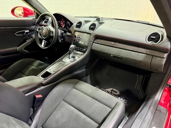 Porsche 718 Cayman GTS 4.0 2024, foto 26