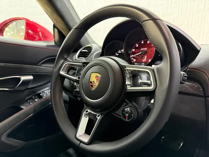 Porsche 718 Cayman GTS 4.0 2024, foto 10