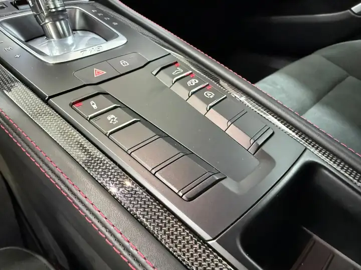 Porsche 718 Cayman GTS 4.0 2024, foto 24