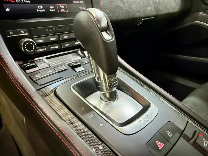 Porsche 718 Cayman GTS 4.0 2024, foto 23