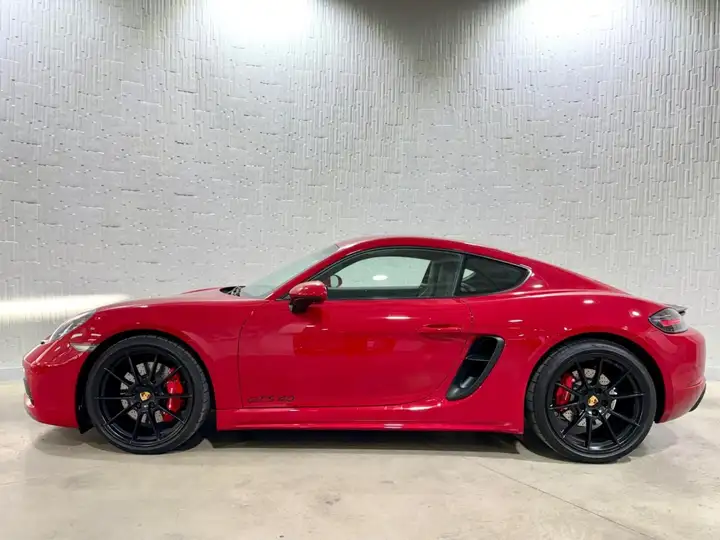 Porsche 718 Cayman GTS 4.0 2024, foto 3