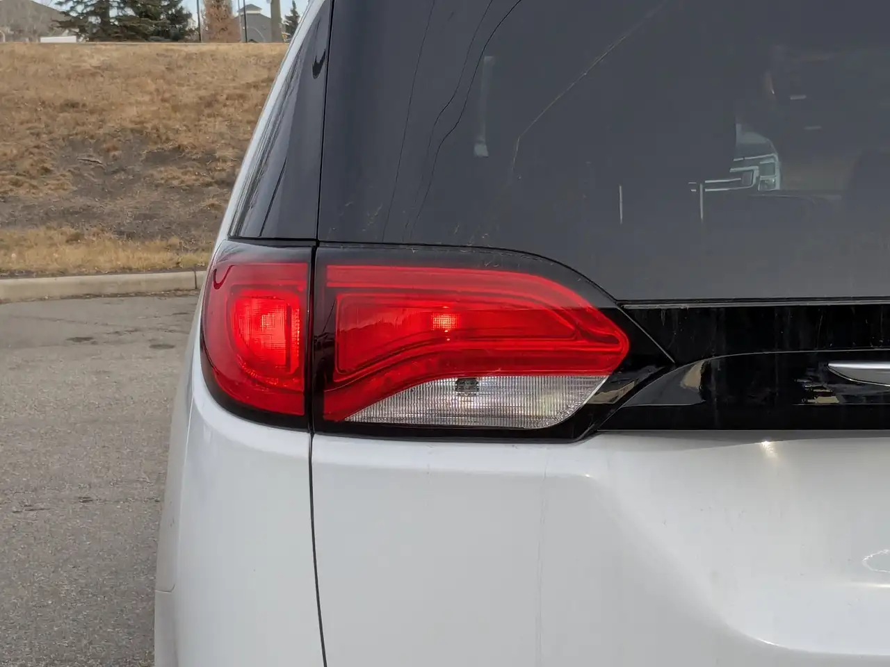 Chrysler Grand Caravan снимка Chrysler Grand Caravan