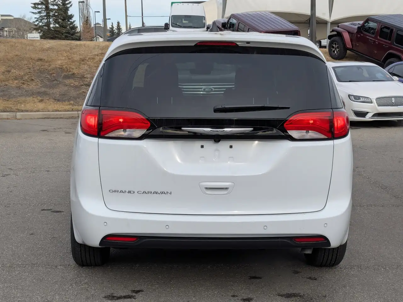 Chrysler Grand Caravan снимка Chrysler Grand Caravan