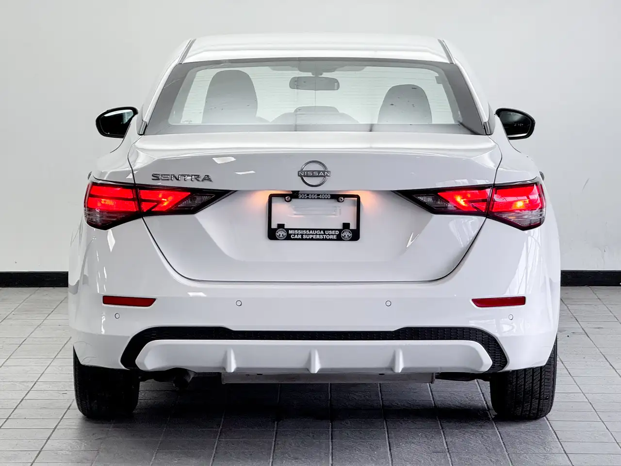Nissan Sentra photo Nissan Sentra