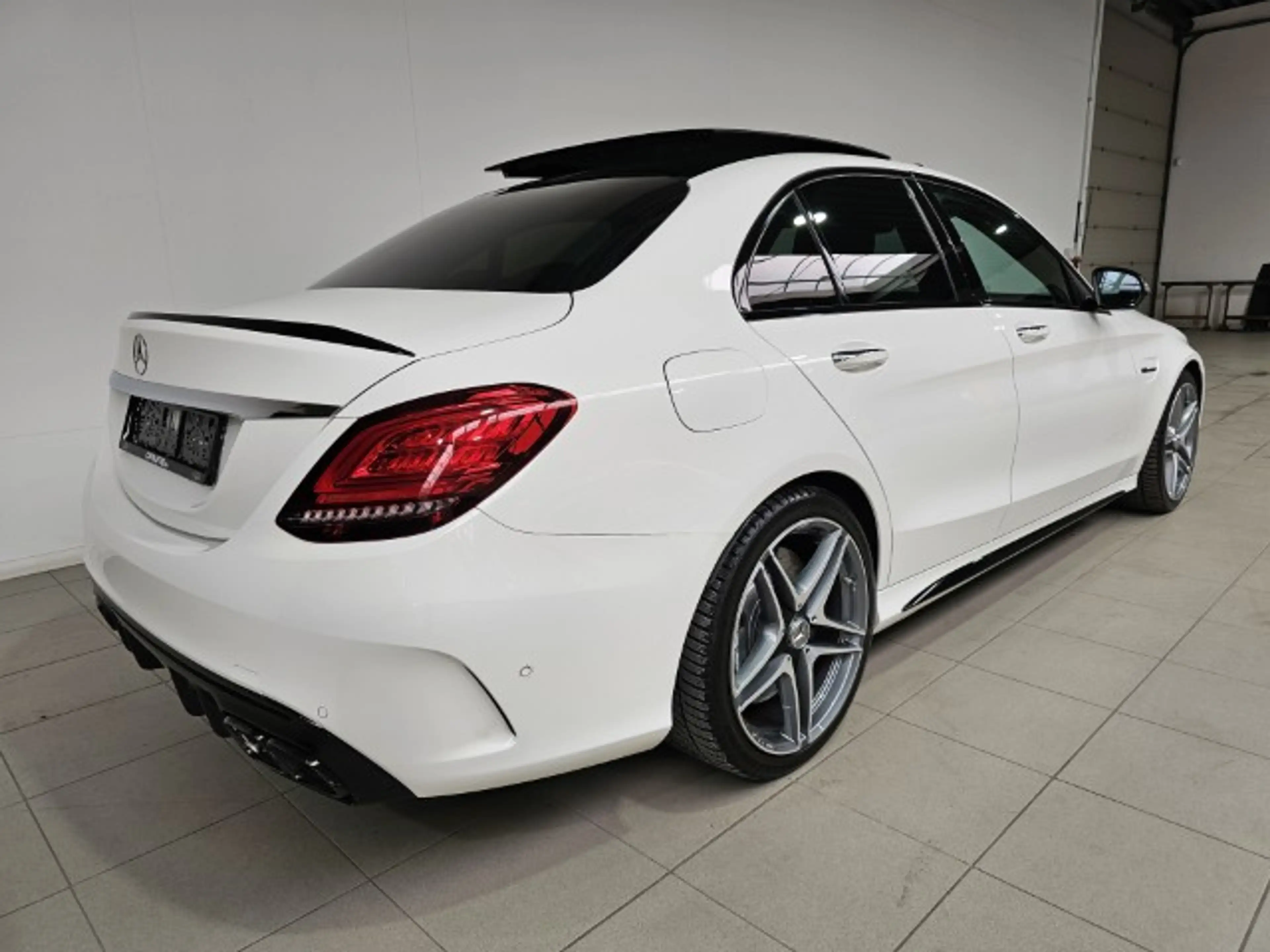 Mercedes-Benz C 63 AMG C 63 AMG — photo 8
