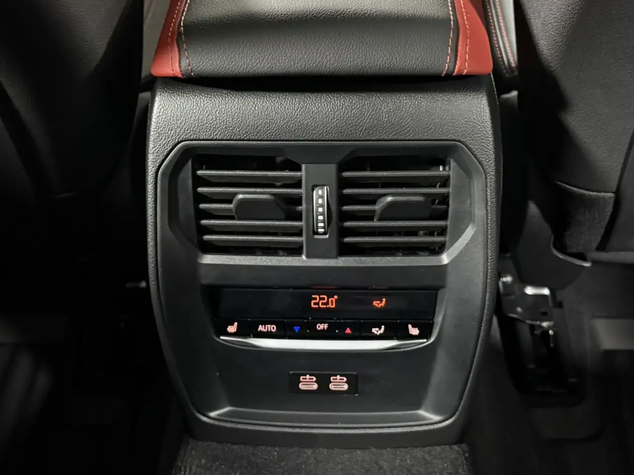 BMW 4 Series снимка BMW 4 Series
