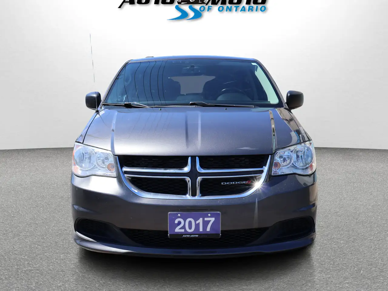 Dodge Grand Caravan снимка Dodge Grand Caravan