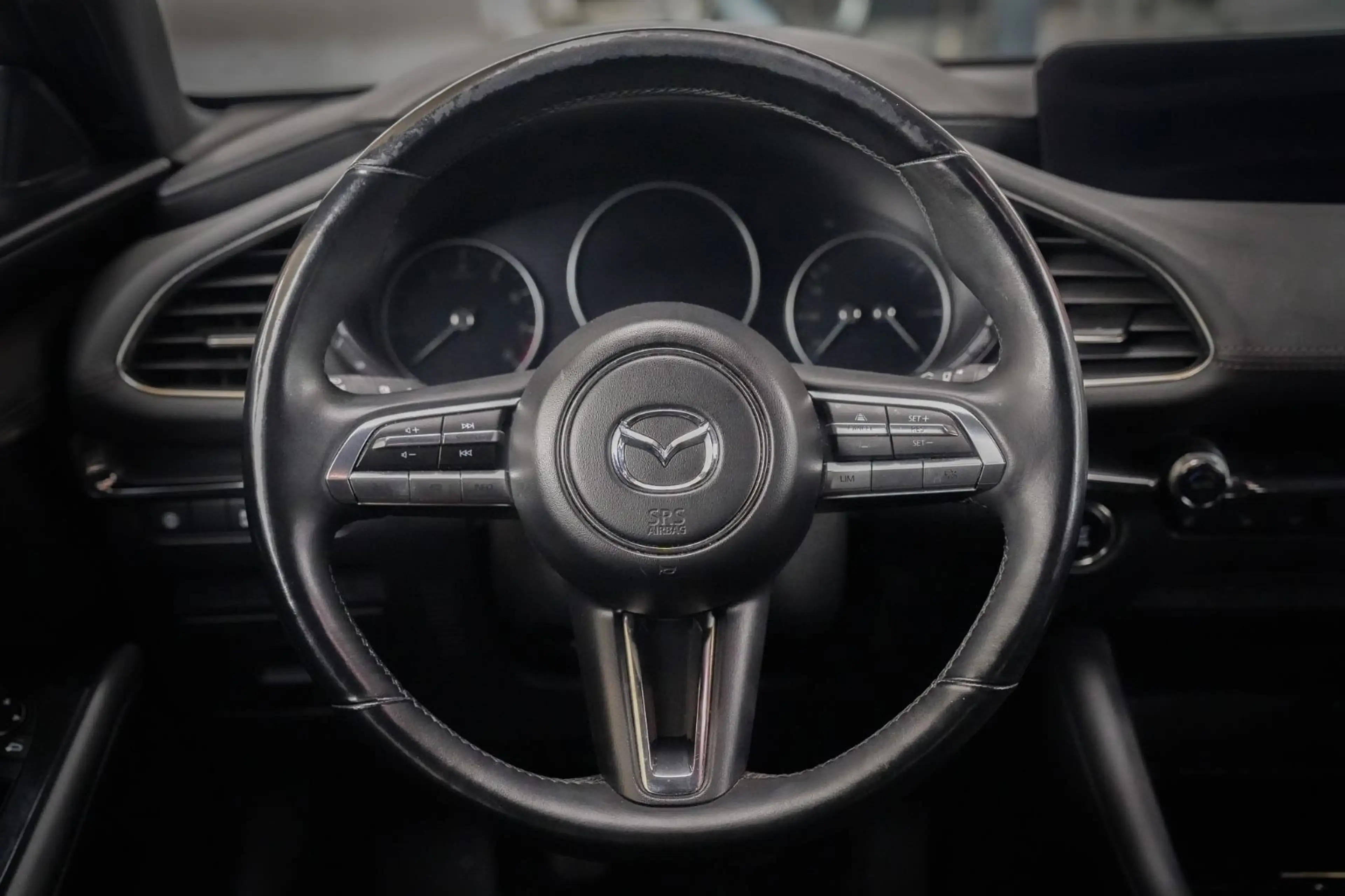 Mazda 3 Lim.  Selection *Temp./SHZ/Klimaaut.* — photo 2