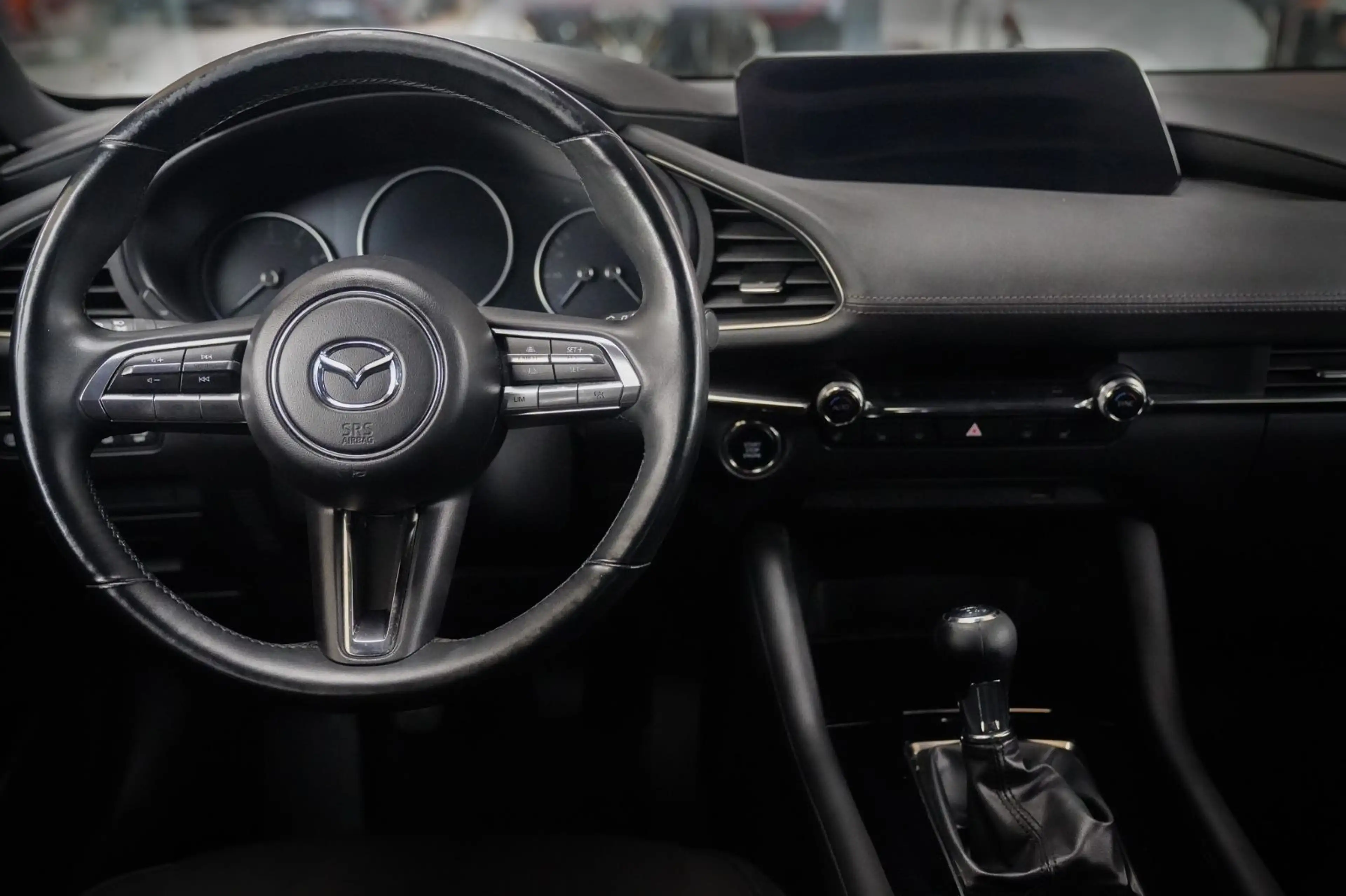 Mazda 3 Lim.  Selection *Temp./SHZ/Klimaaut.* — photo 4