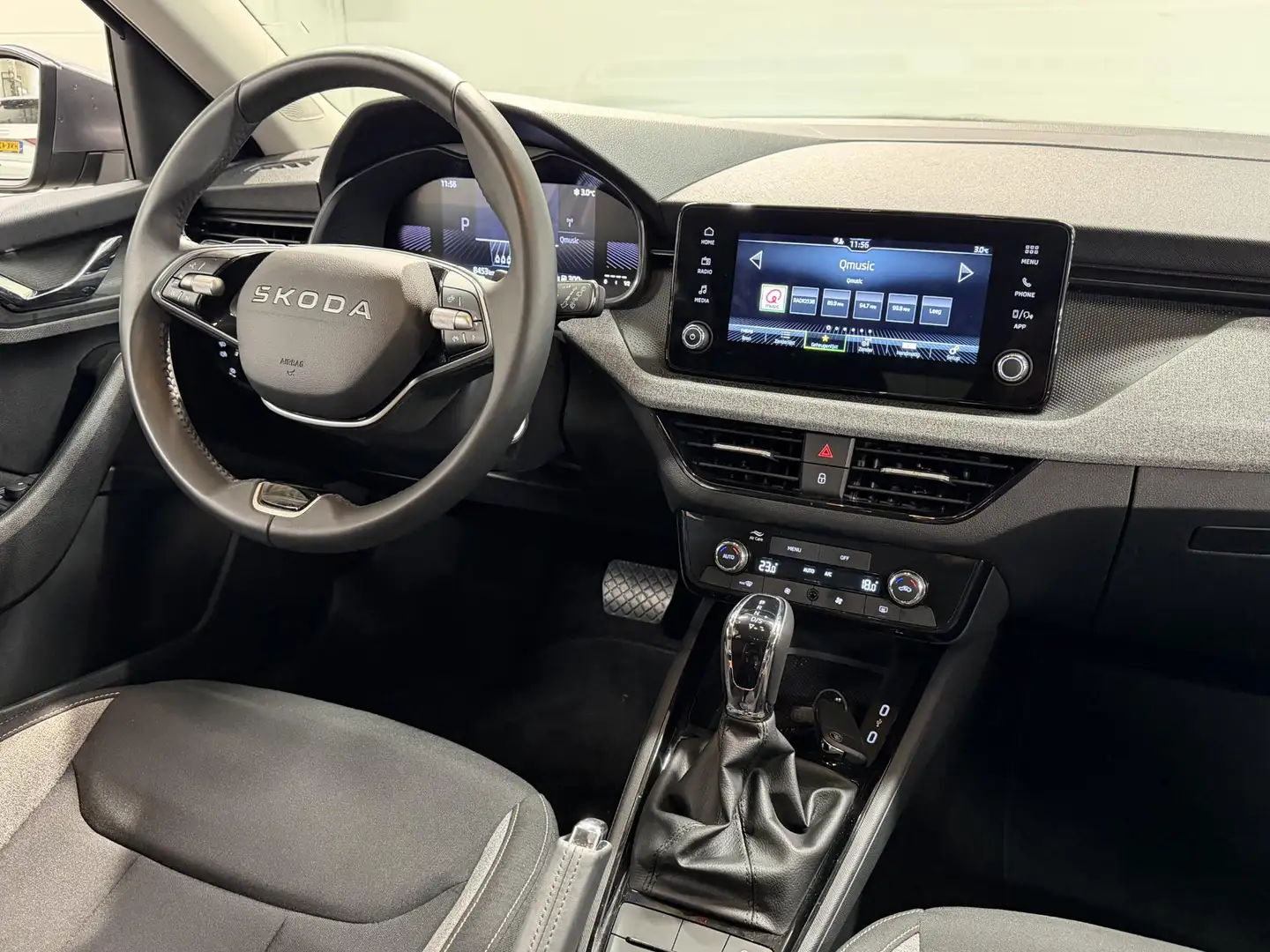 Skoda Kamiq 1.0 TSI Business Edition €1000 INRUILPREMIE | DSG Grijs - 2