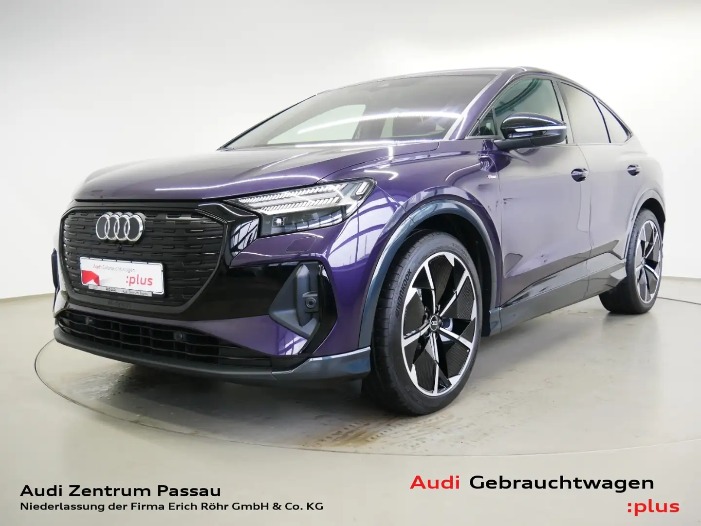 Audi Q4 e-tron Q4 Sportback 45 e-tron quattro S line MATRIX AHK P Violett - 1