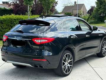 3.0 V6 BiTurbo S Q4