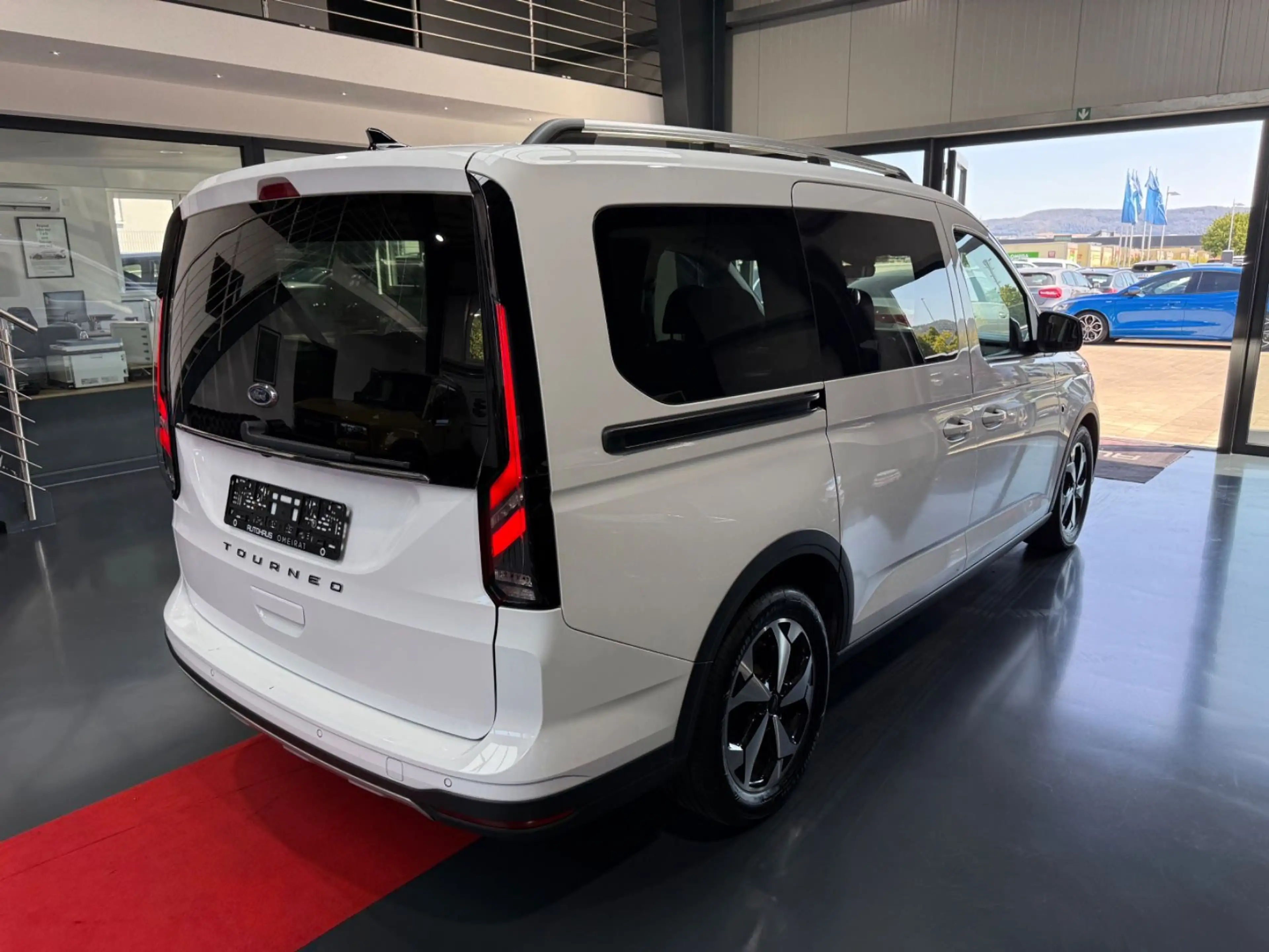 Ford Grand Tourneo Active 1HD/Panorama/7-Sitz/ACC — photo 5