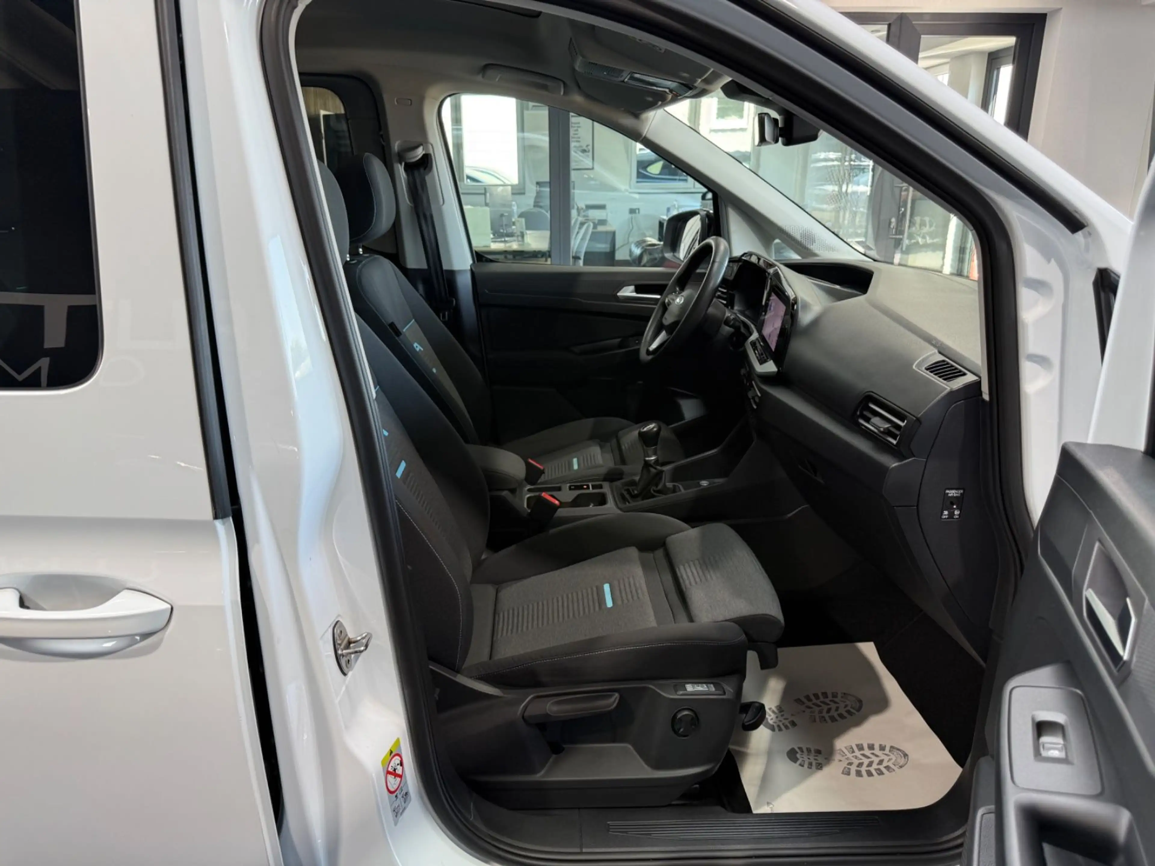 Ford Grand Tourneo Active 1HD/Panorama/7-Sitz/ACC — photo 15