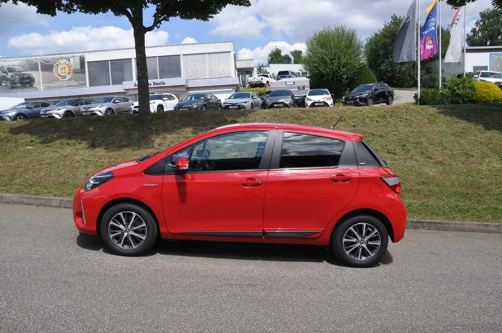 Toyota Yaris Hybrid 1.5 VVT-i Y20 Rouge - 2