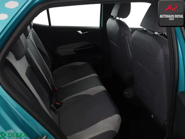 Volkswagen Id.3 view 12