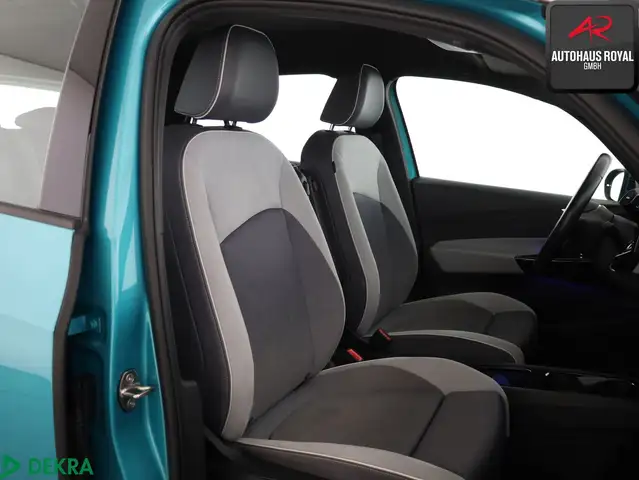 Volkswagen Id.3 view 10
