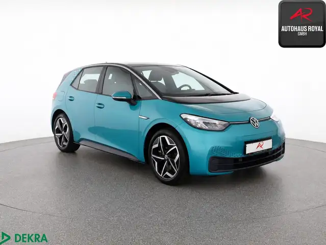Volkswagen Id.3 view 6