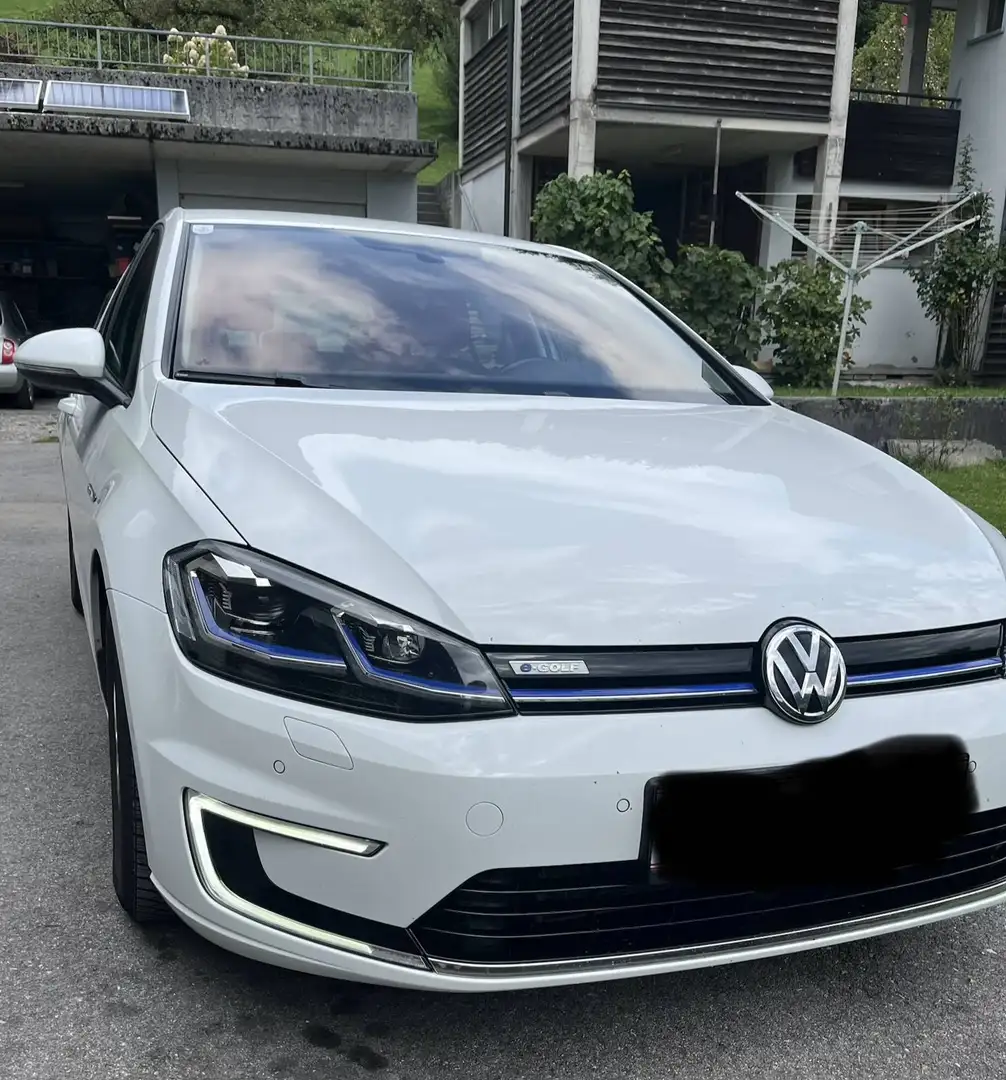 Volkswagen e-Golf e-Golf 35,8kWh (mit Batterie) Weiß - 1