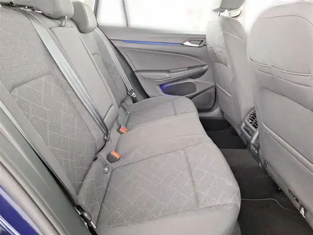Volkswagen Golf view 19