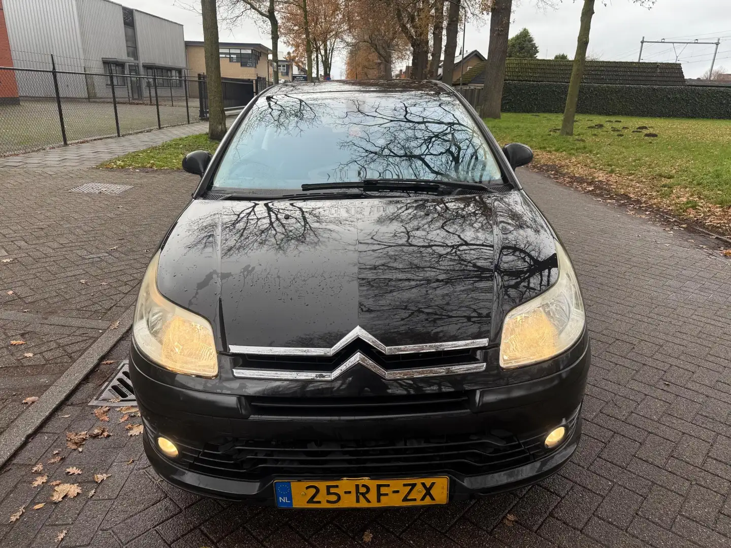 Citroen C4 Coupé 1.6-16V VTR 2005 AC APK NAP Zwart - 2